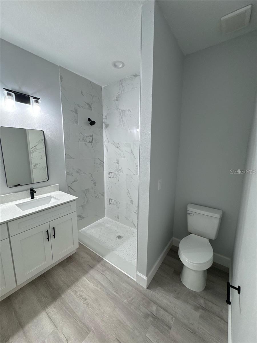 ROTONDA LAKES - Residential Lease