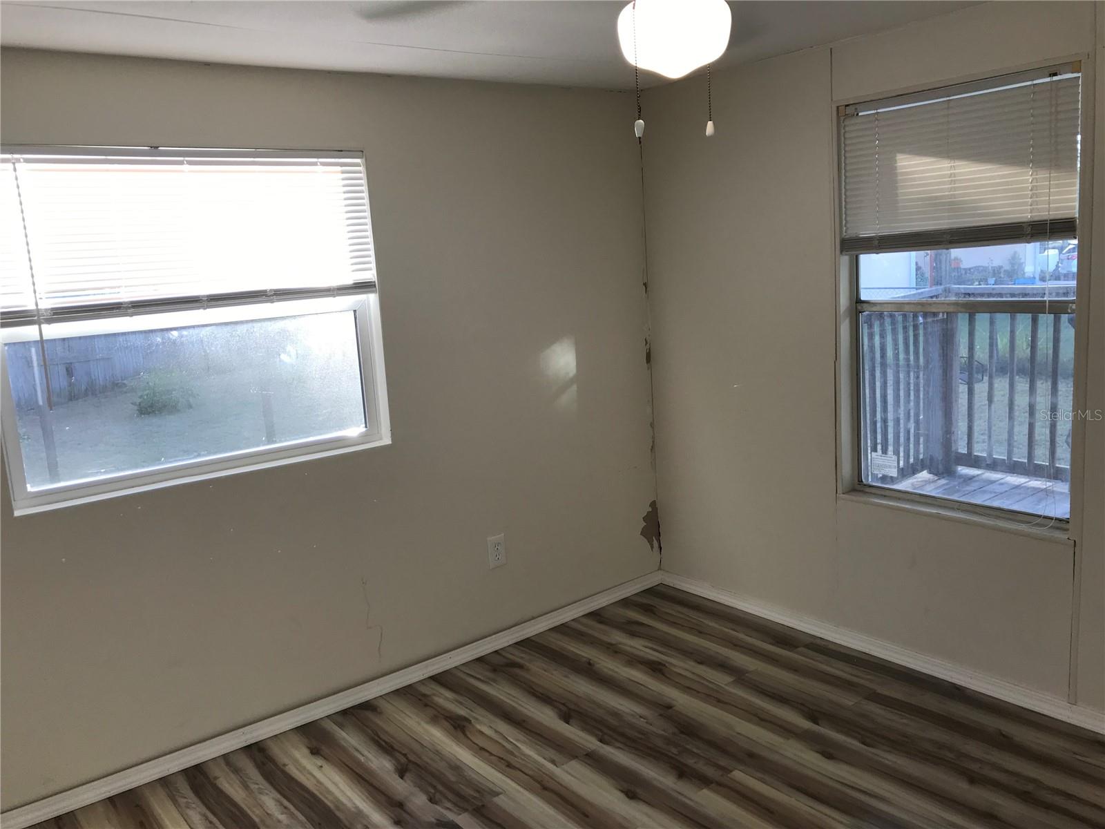 WEEKI WACHEE - Residential