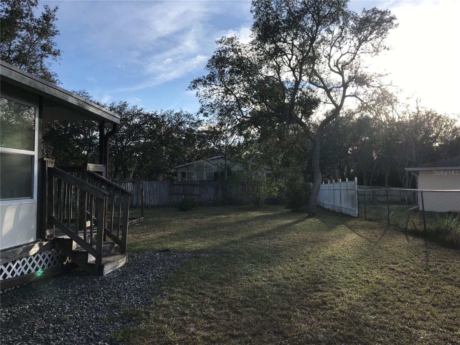 WEEKI WACHEE - Residential