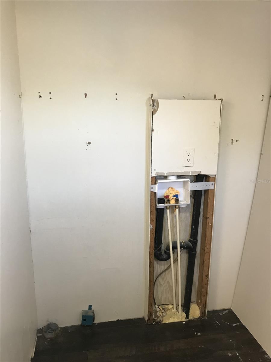 WEEKI WACHEE - Residential