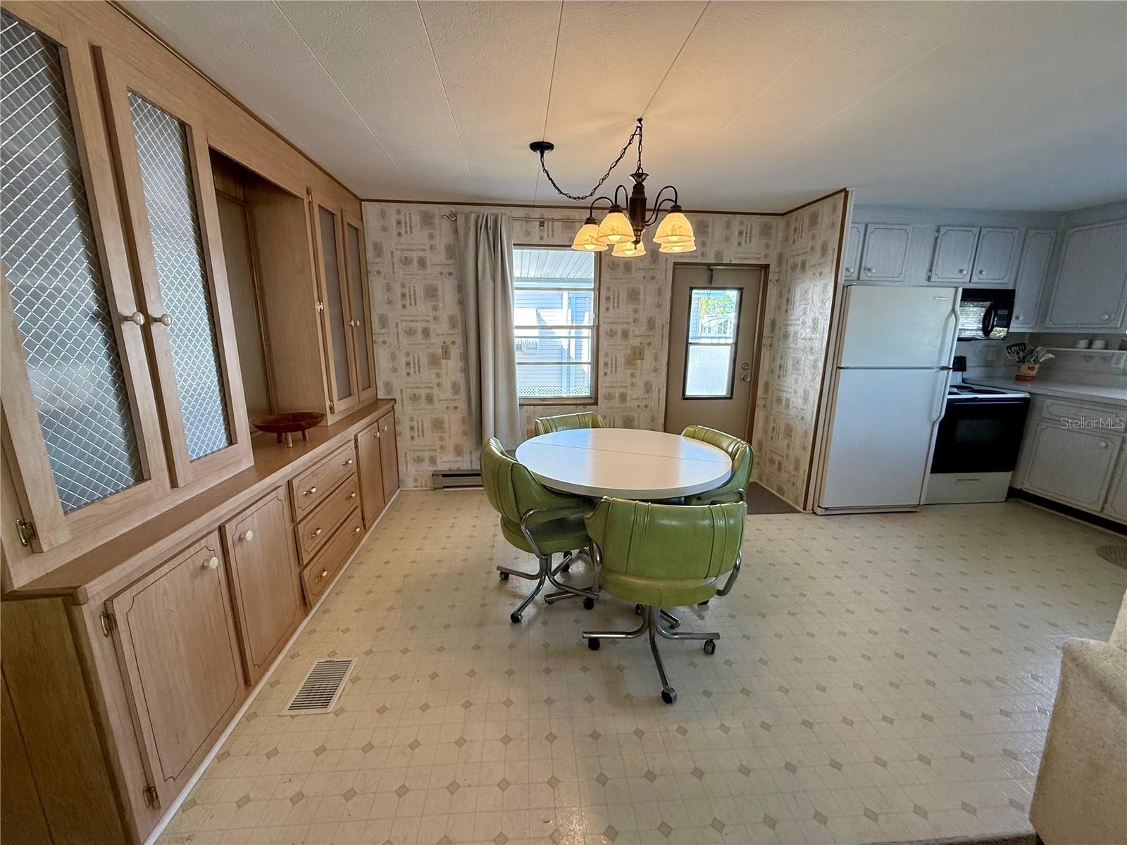 GOLDEN GATE MOBILE HOME PARK UNREC - Residential