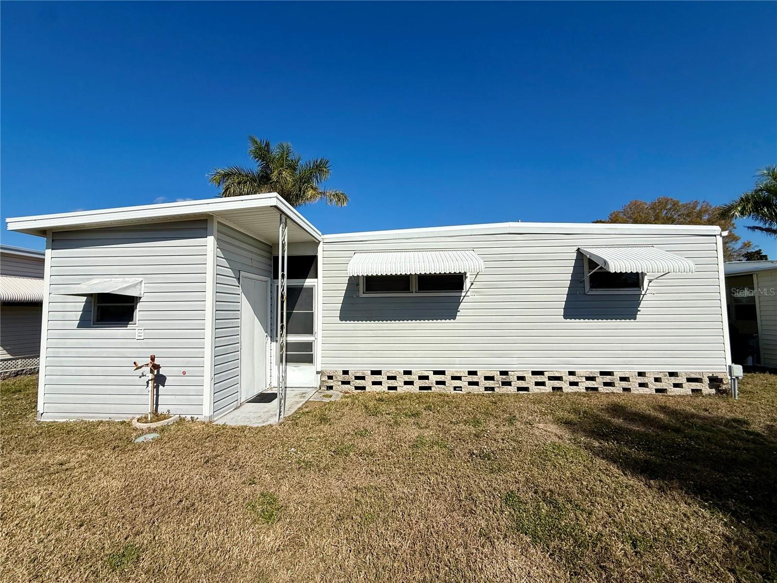 GOLDEN GATE MOBILE HOME PARK UNREC - Residential