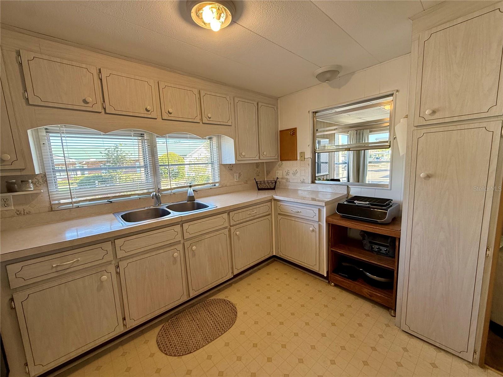 GOLDEN GATE MOBILE HOME PARK UNREC - Residential