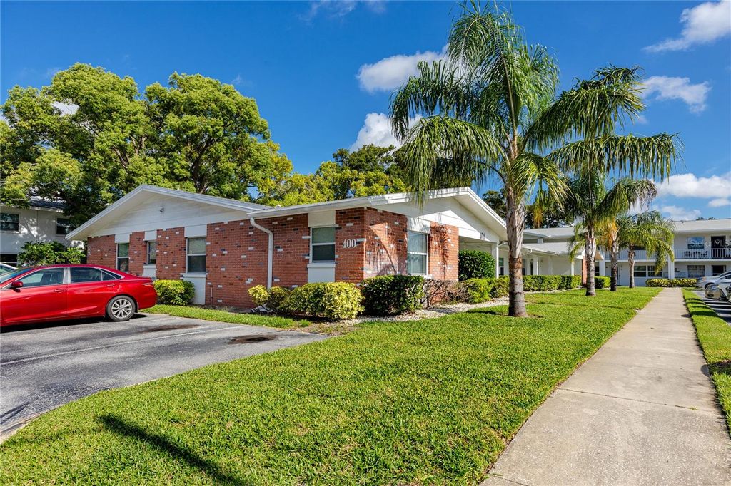 Photo of 400 Brandy Wine Drive #400, Largo, FL 33771 (MLS # TB8416299)