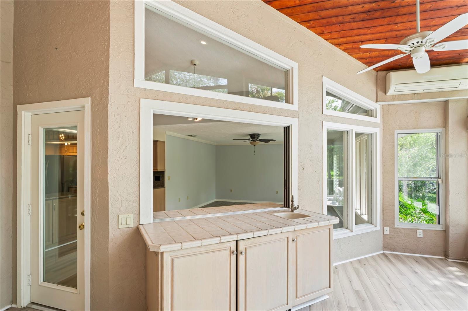 RIVERHAVEN VILLAGE - Residential