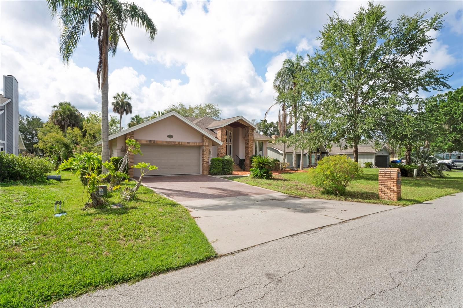 RIVERHAVEN VILLAGE - Residential