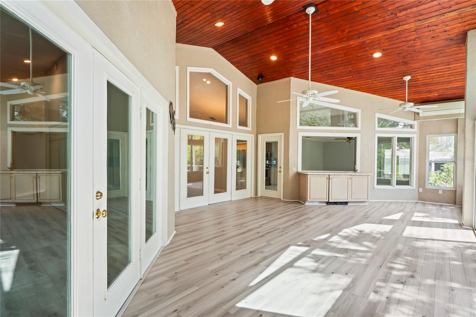 RIVERHAVEN VILLAGE - Residential