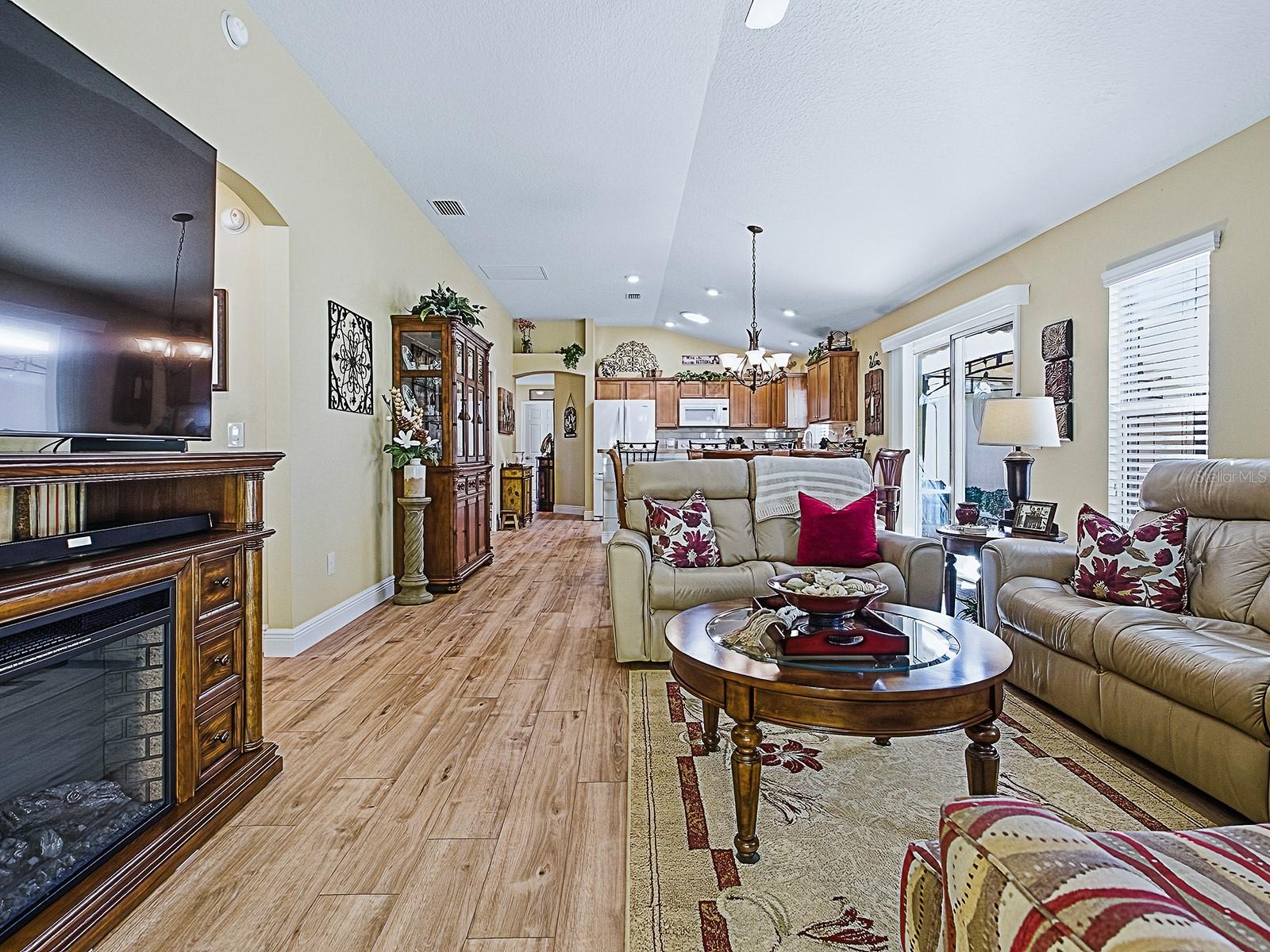 VILLAGES/SUMTER VENTURA VILLAS - Residential