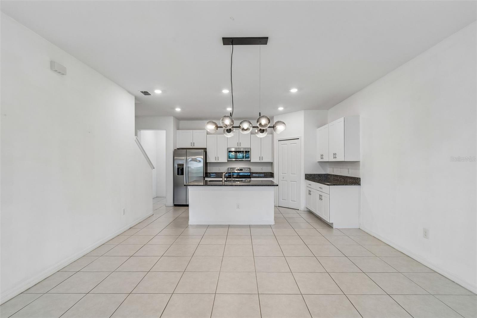 PALM RIVER TWNHMS PH 2 - Residential