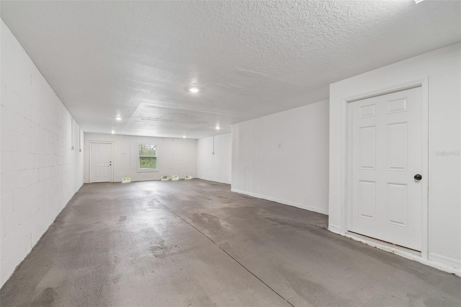 PALM RIVER TWNHMS PH 2 - Residential