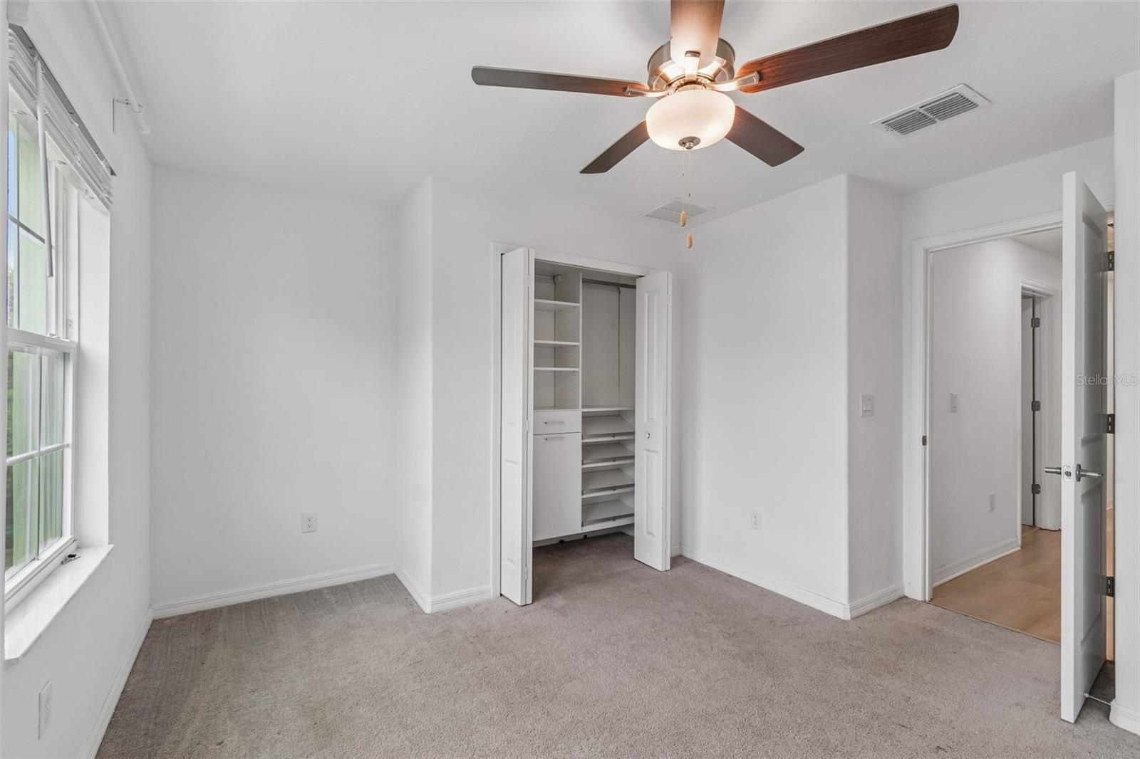 PALM RIVER TWNHMS PH 2 - Residential