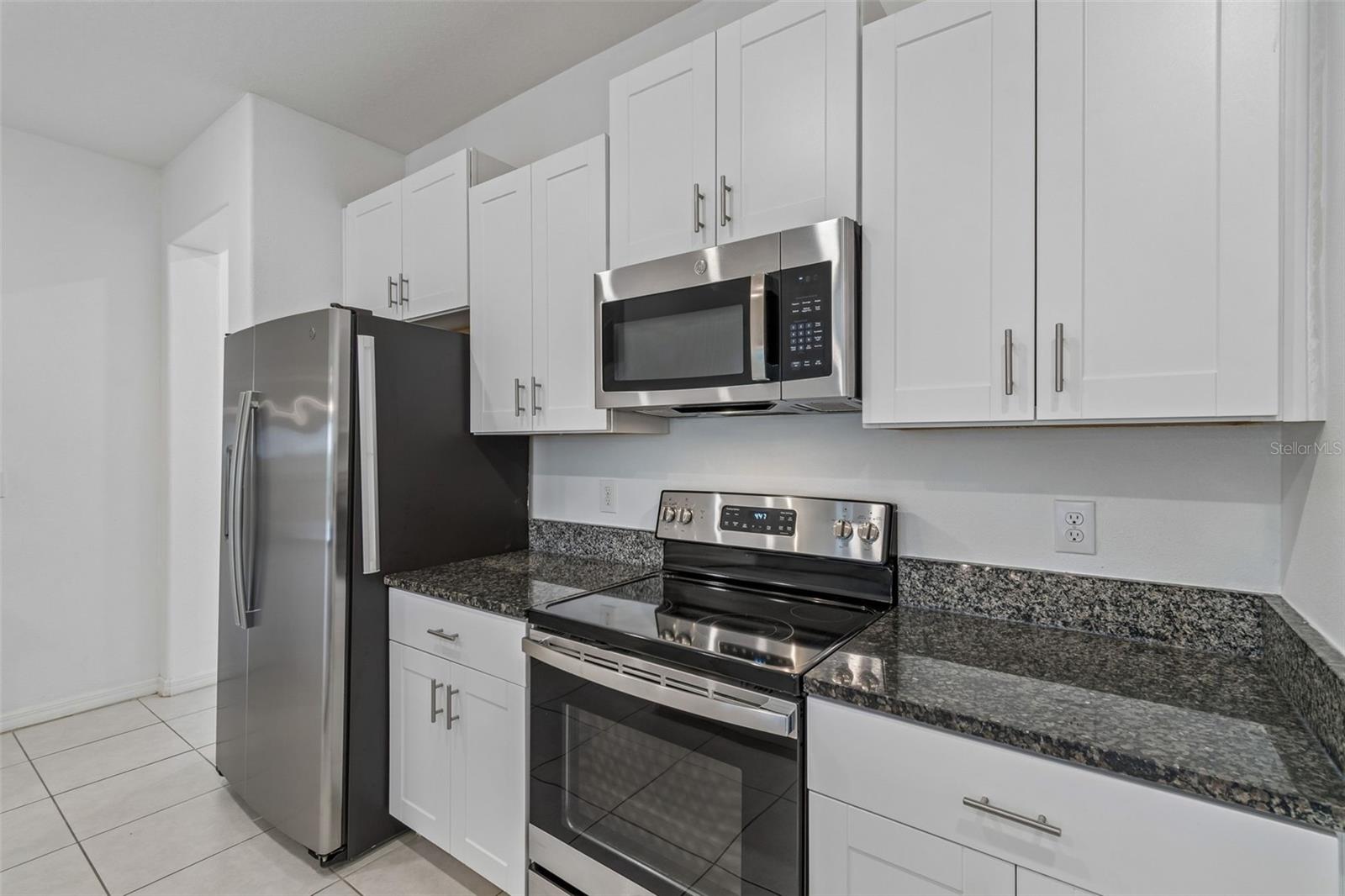 PALM RIVER TWNHMS PH 2 - Residential