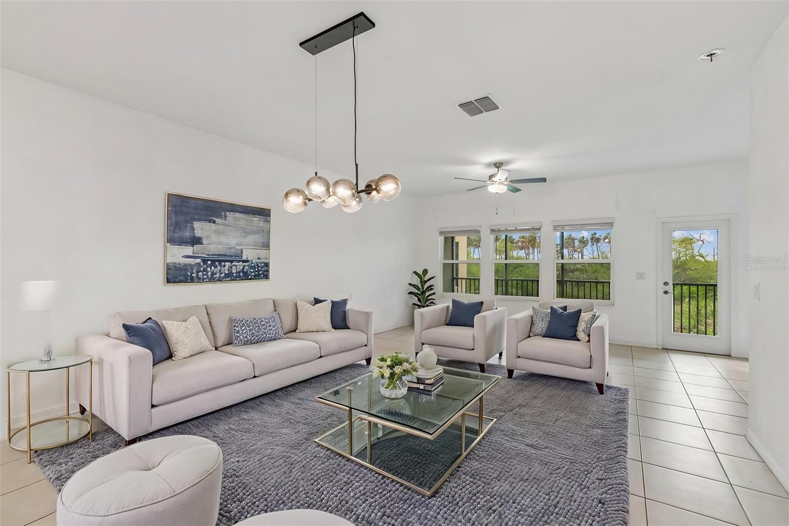 PALM RIVER TWNHMS PH 2 - Residential