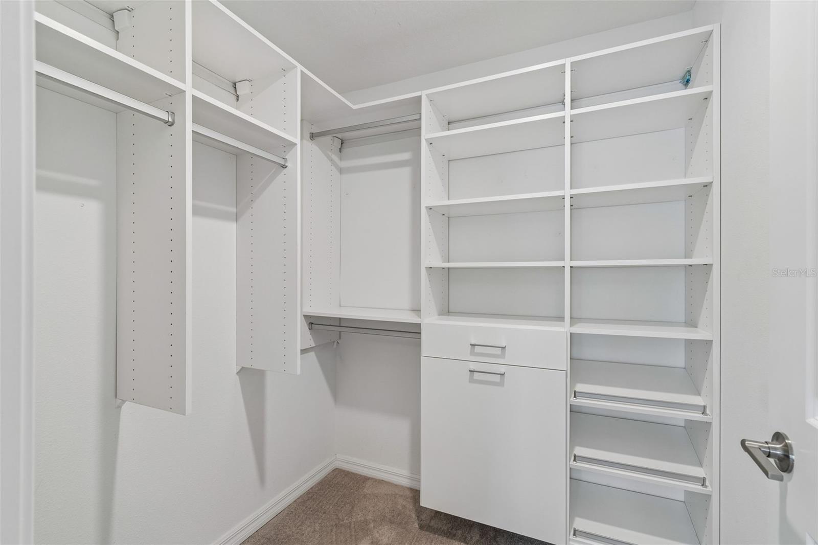 PALM RIVER TWNHMS PH 2 - Residential