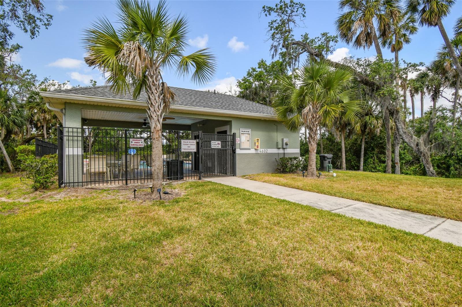 PALM RIVER TWNHMS PH 2 - Residential