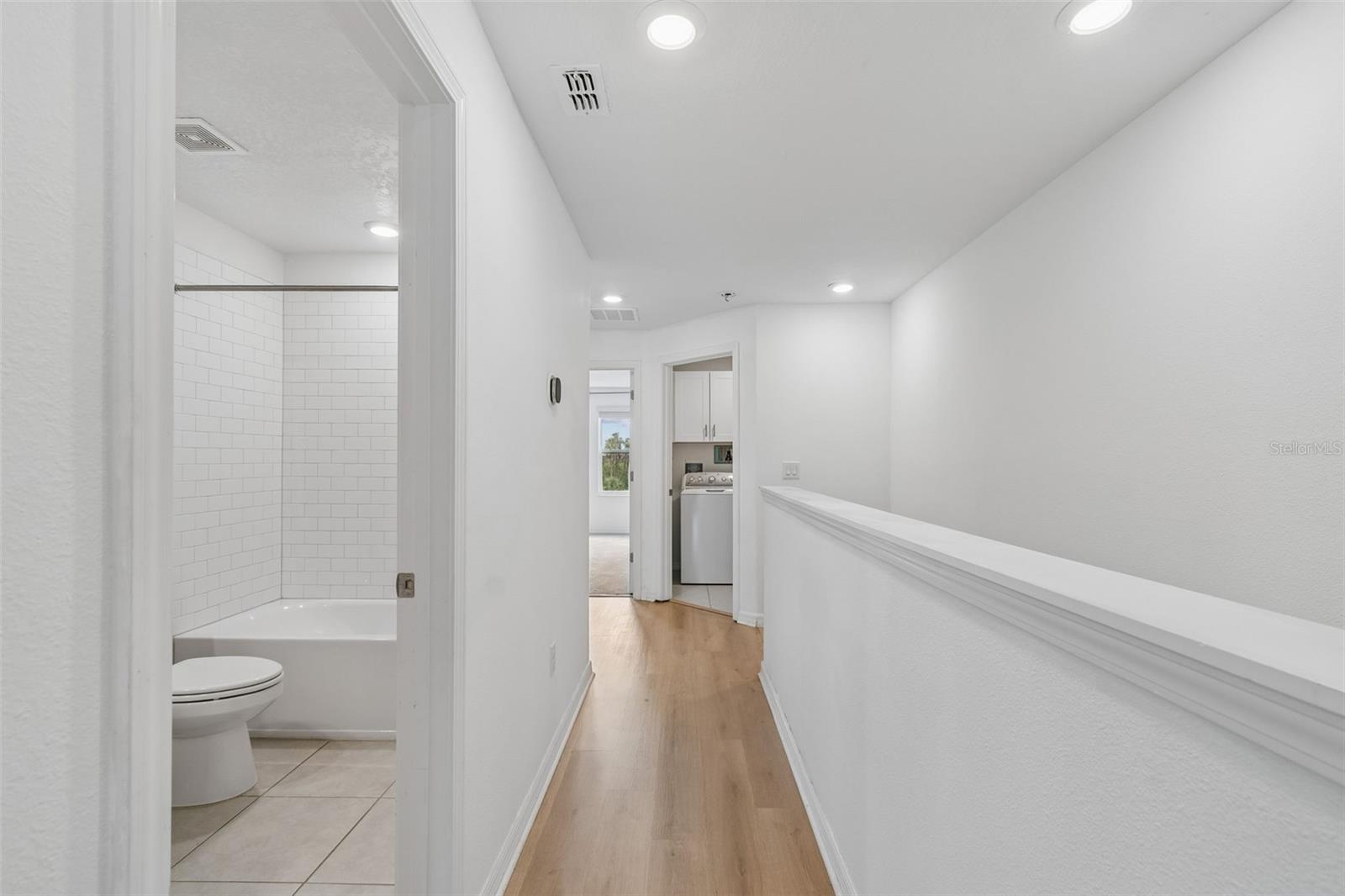 PALM RIVER TWNHMS PH 2 - Residential