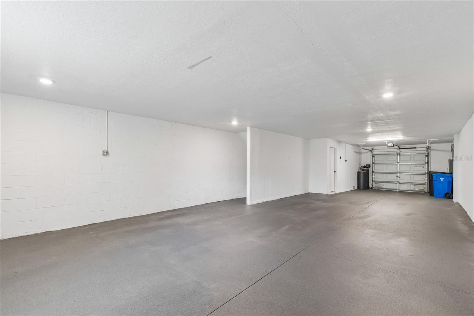 PALM RIVER TWNHMS PH 2 - Residential