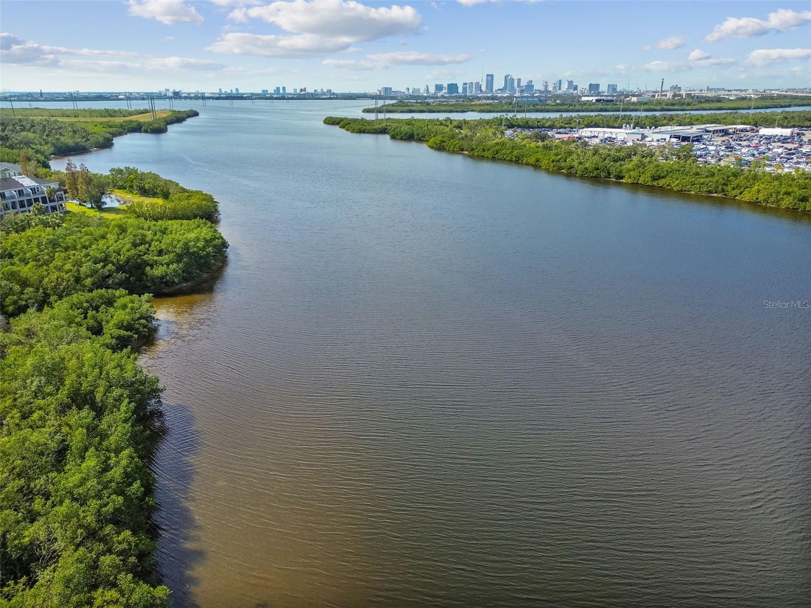 PALM RIVER TWNHMS PH 2 - Residential