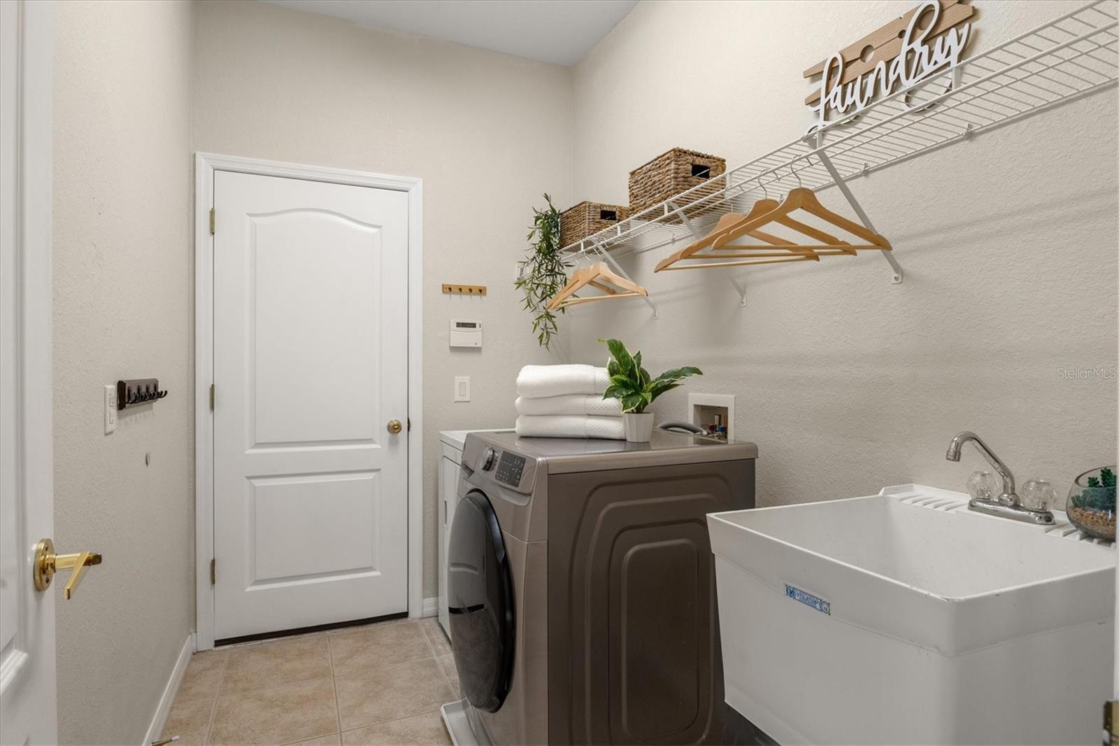 STONEYBROOK AT VENICE - Residential