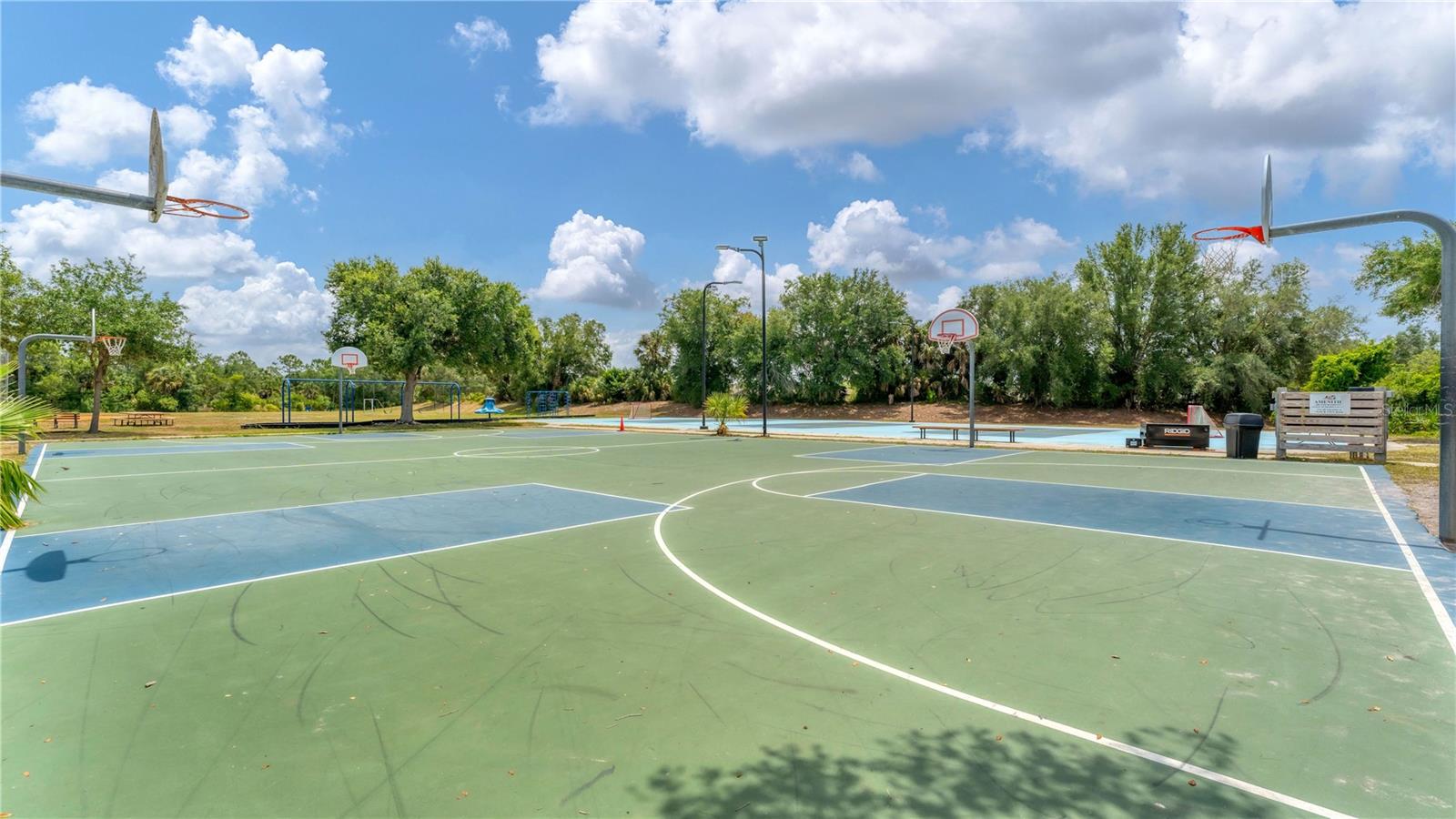 STONEYBROOK AT VENICE - Residential