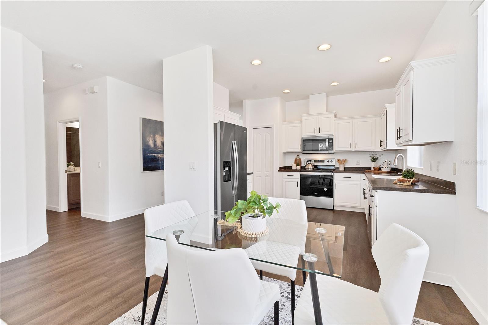 STONEYBROOK AT VENICE - Residential