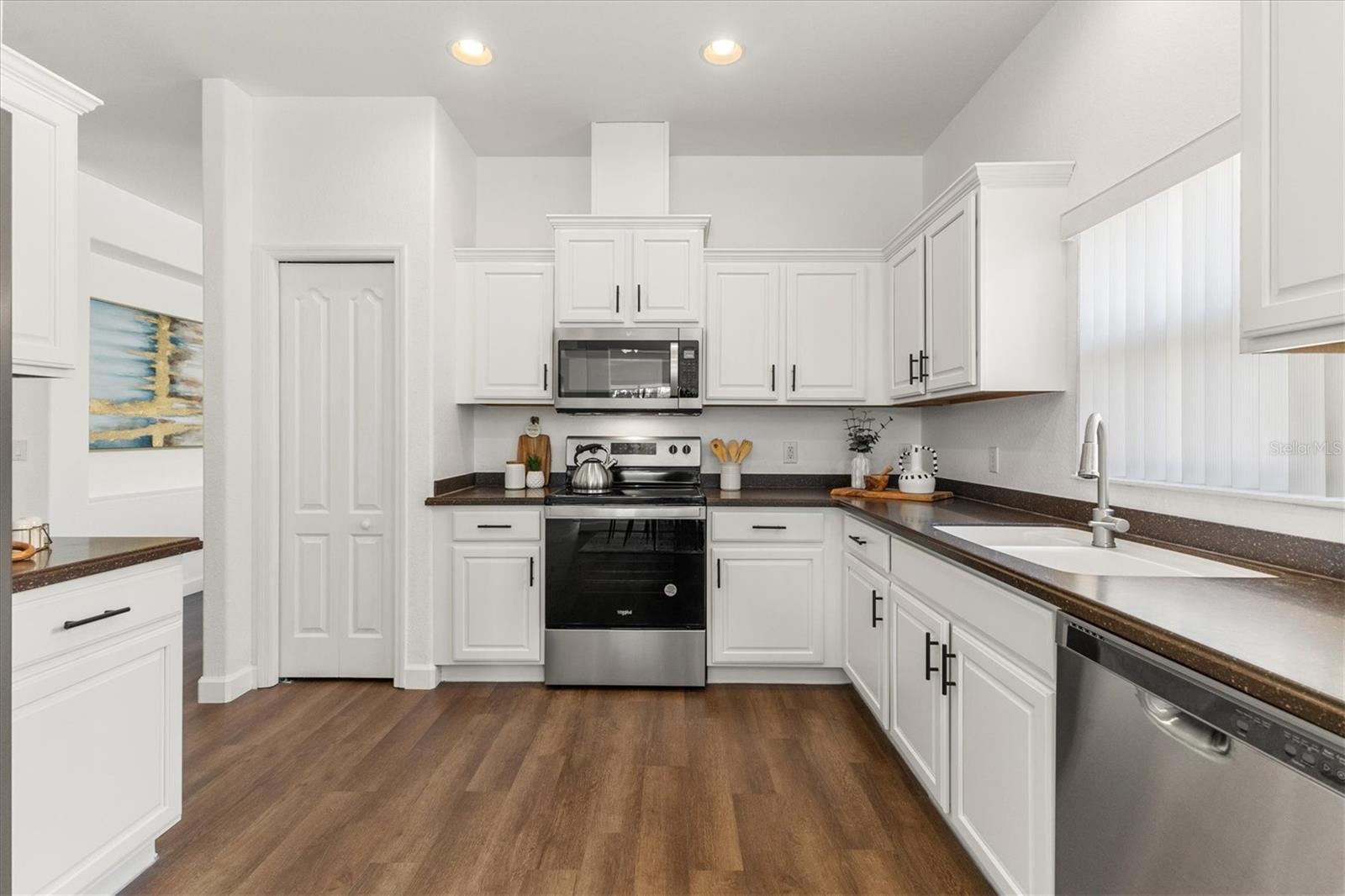 STONEYBROOK AT VENICE - Residential