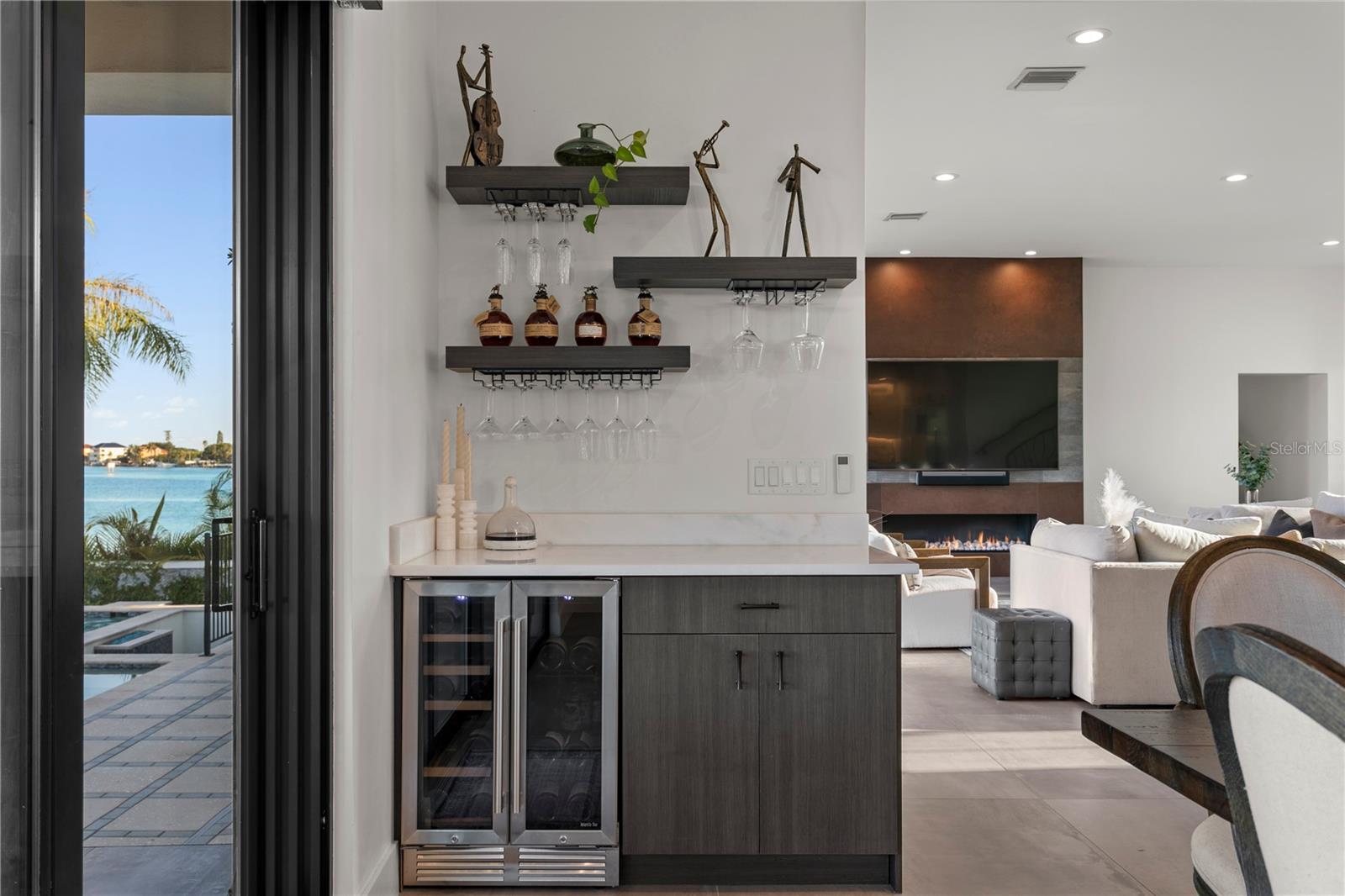 SOUTH CSWY ISLE YACHT CLUB 4TH ADD - Residential