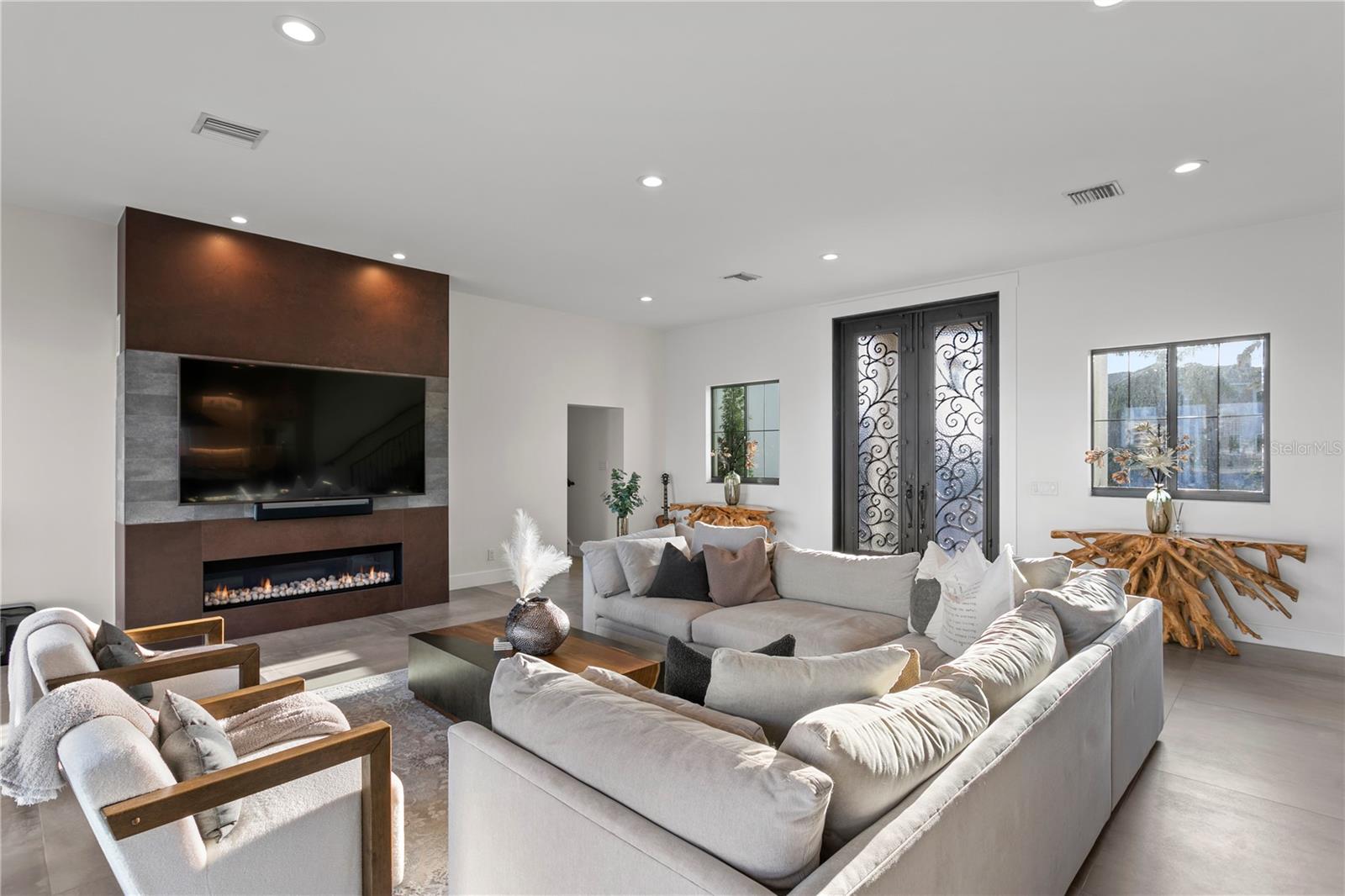 SOUTH CSWY ISLE YACHT CLUB 4TH ADD - Residential