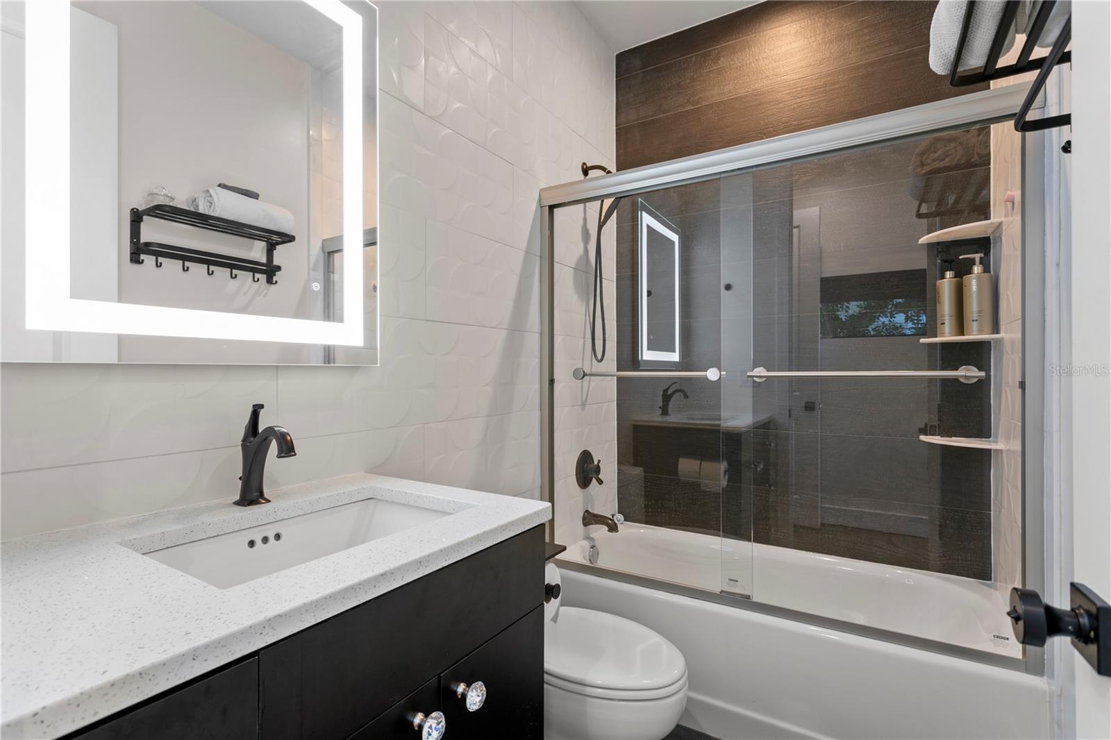 SOUTH CSWY ISLE YACHT CLUB 4TH ADD - Residential