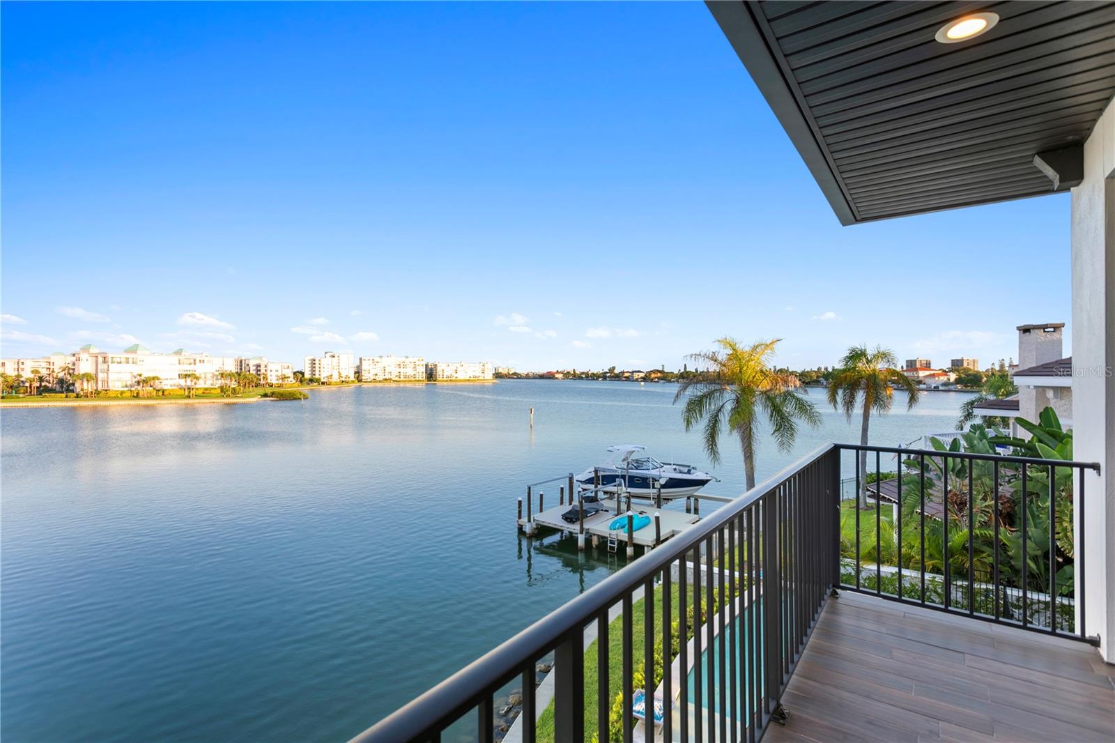 SOUTH CSWY ISLE YACHT CLUB 4TH ADD - Residential