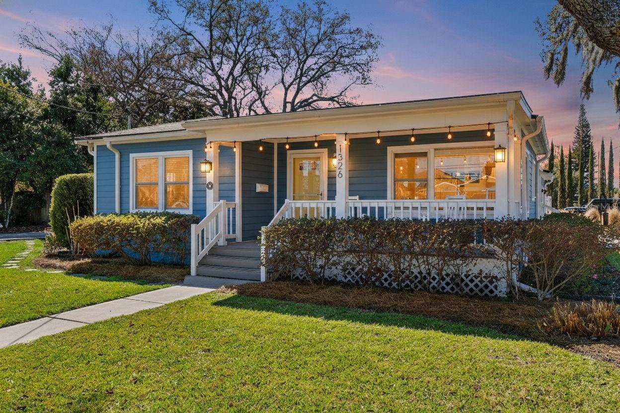 COLONIAL MANOR - Residential