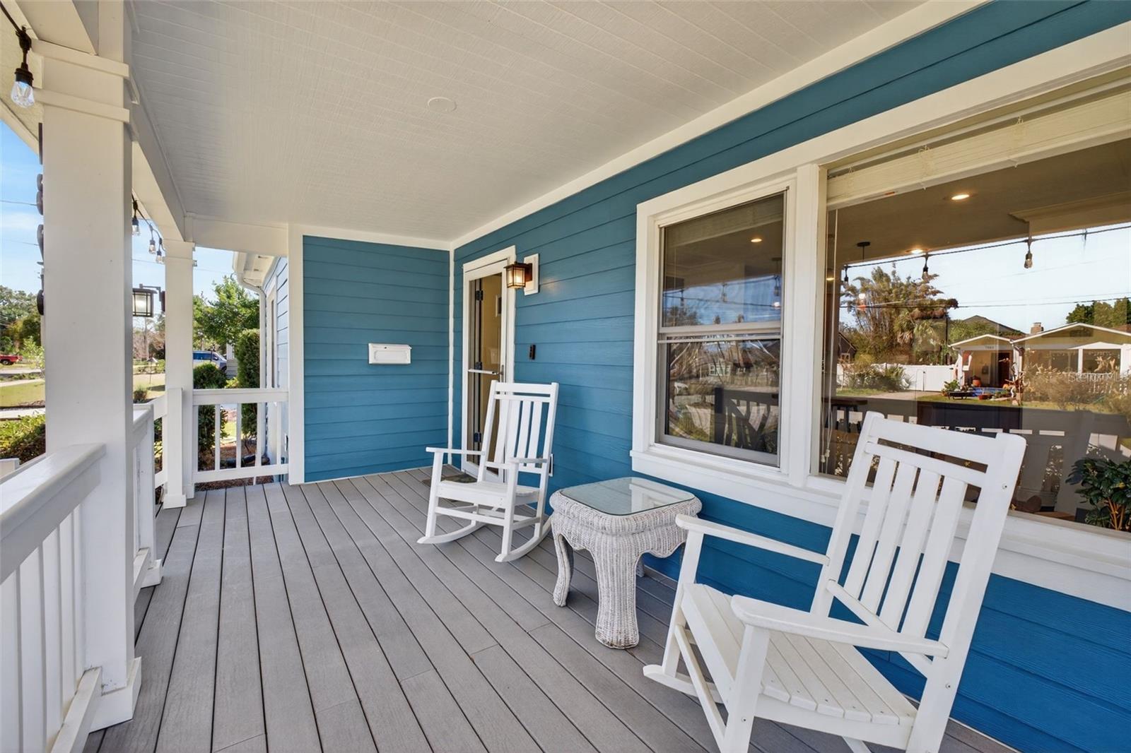 COLONIAL MANOR - Residential