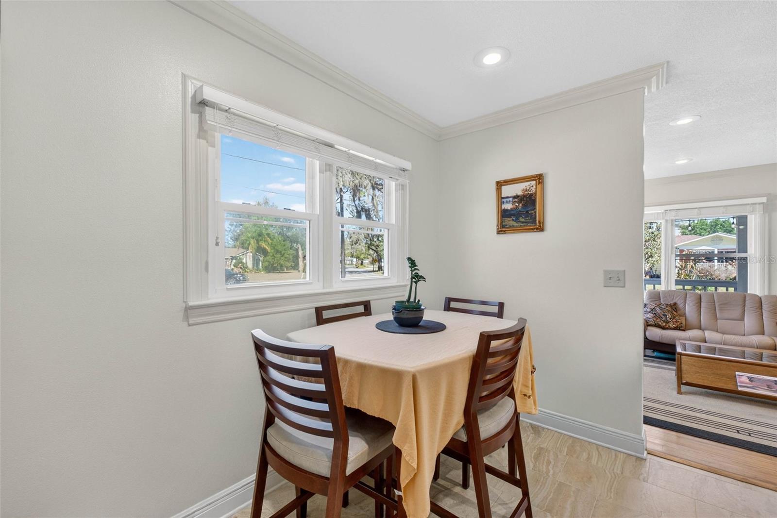 COLONIAL MANOR - Residential