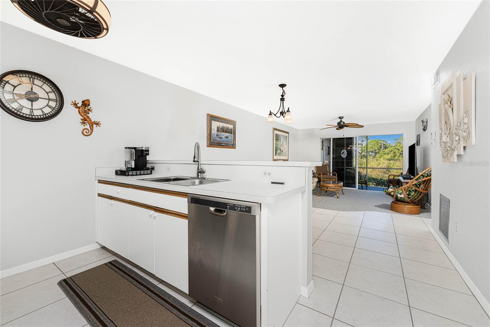 GOLDEN TEE PH 02 BLDG 16 - Residential