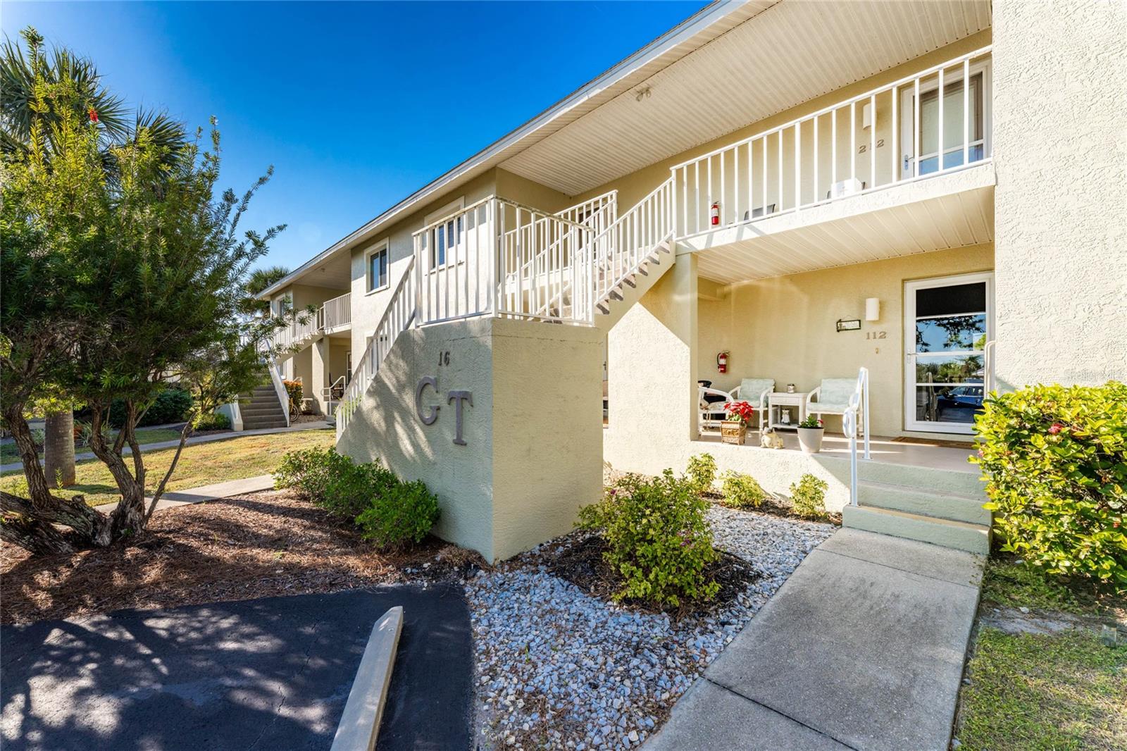 GOLDEN TEE PH 02 BLDG 16 - Residential