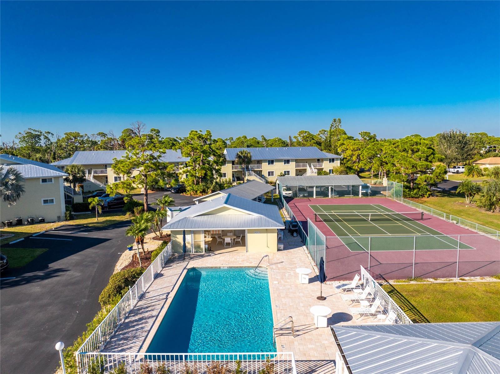 GOLDEN TEE PH 02 BLDG 16 - Residential