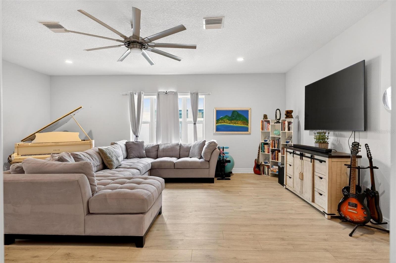 LAKESHORE PRESERVE PH 1 - Residential