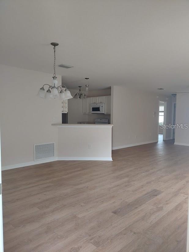 VILLAGES OF SUMTER MARIEL VILLAS - Residential Lease