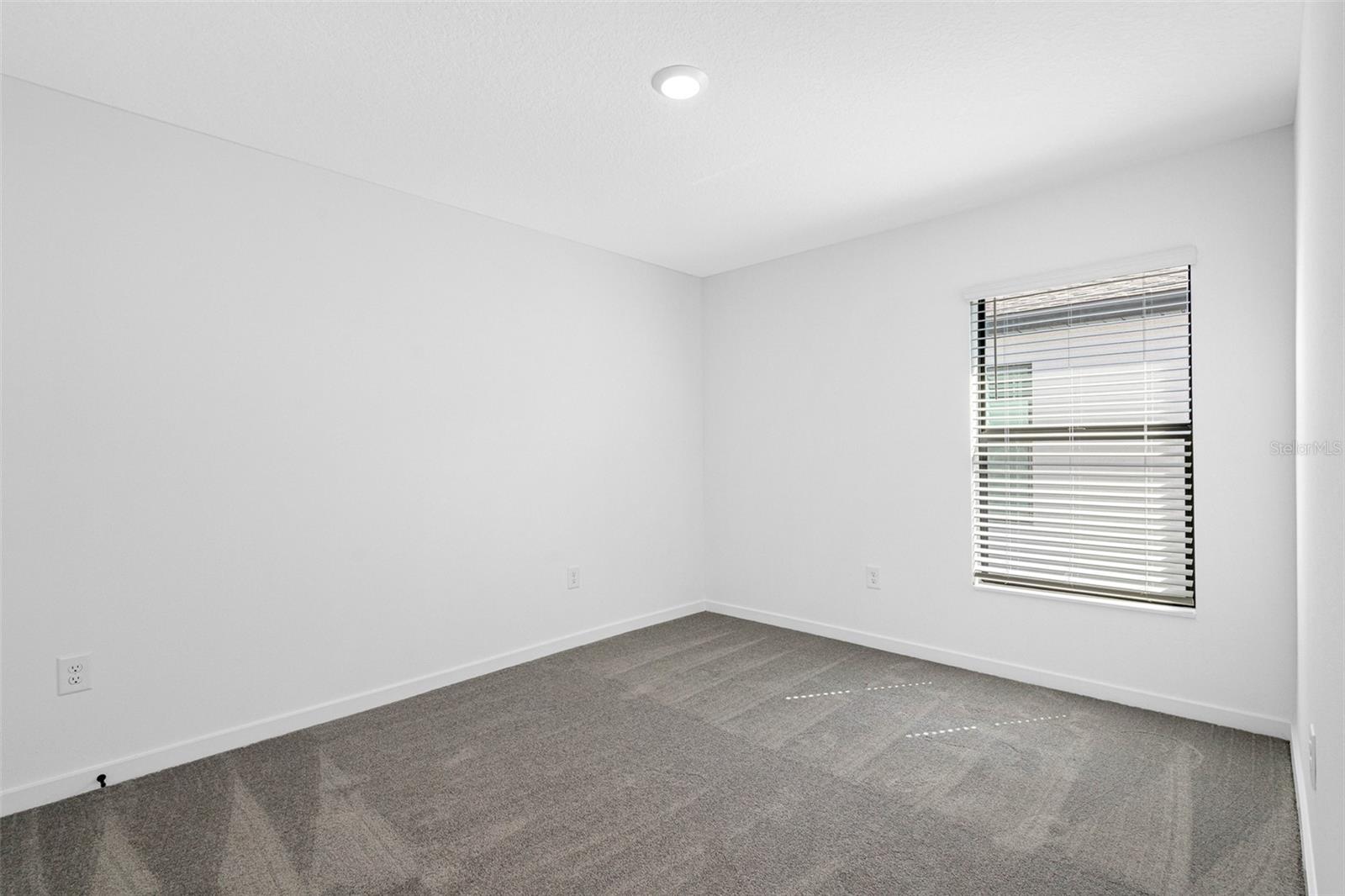 FULTON MEADOWS - Residential