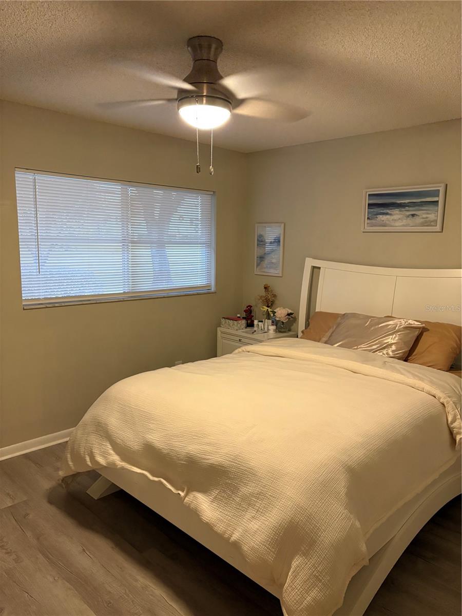 ON TOP OF THE WORLD - Residential