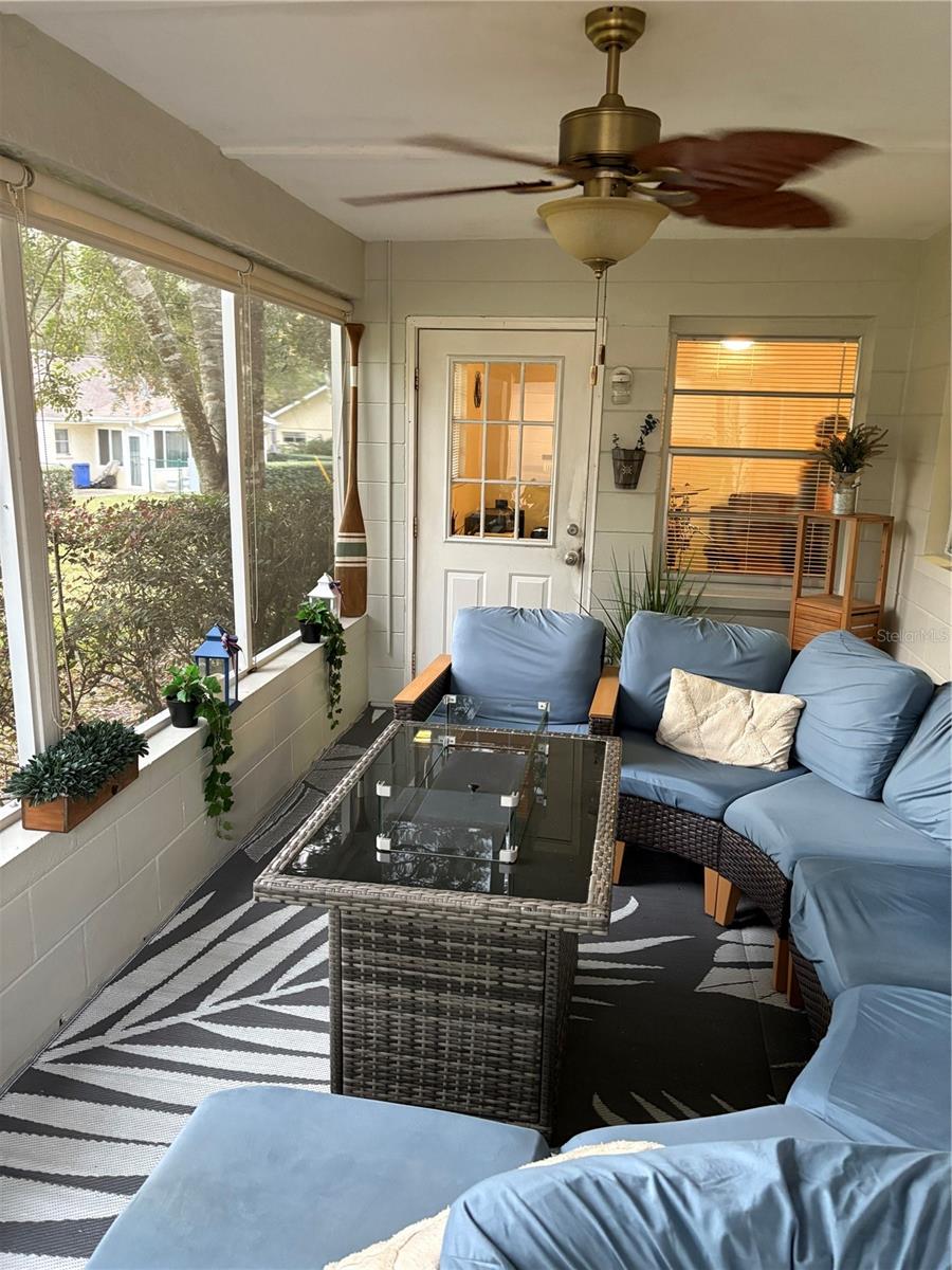 ON TOP OF THE WORLD - Residential