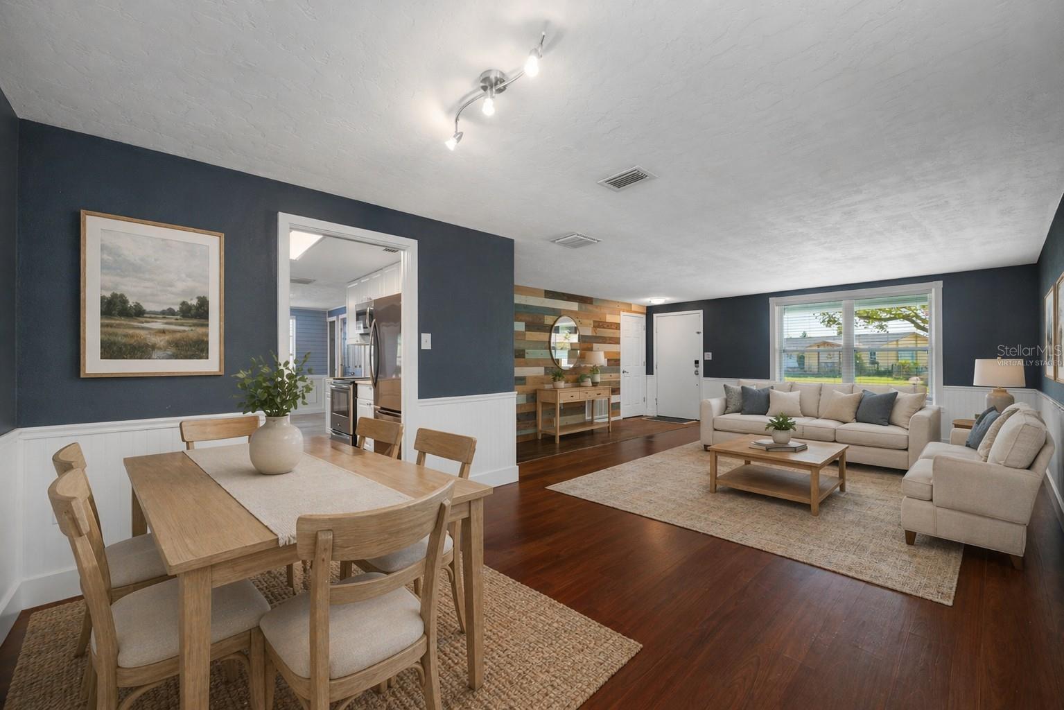 JASMINE LAKES - Residential
