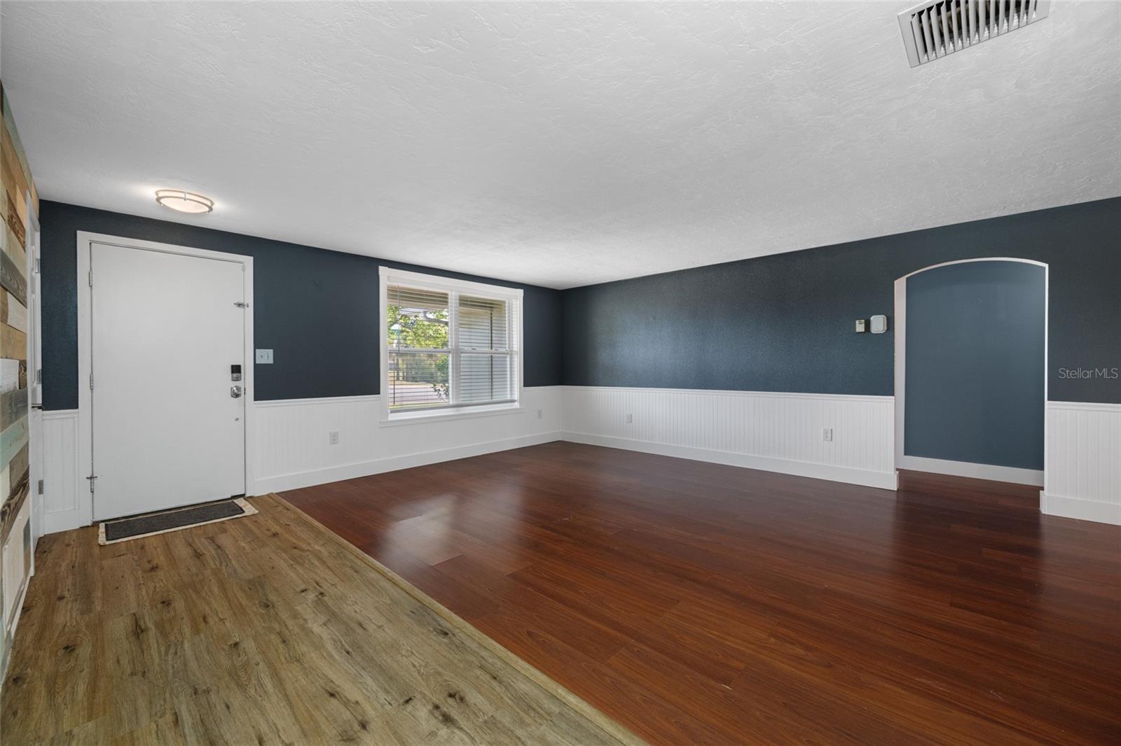 JASMINE LAKES - Residential