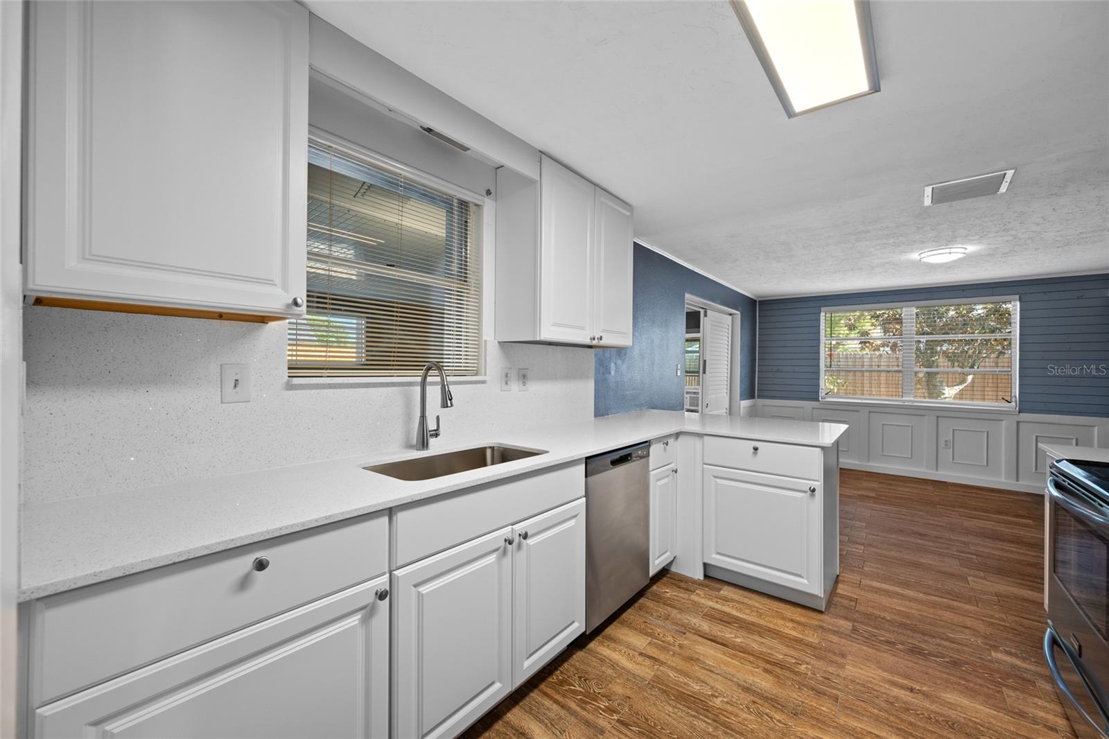 JASMINE LAKES - Residential