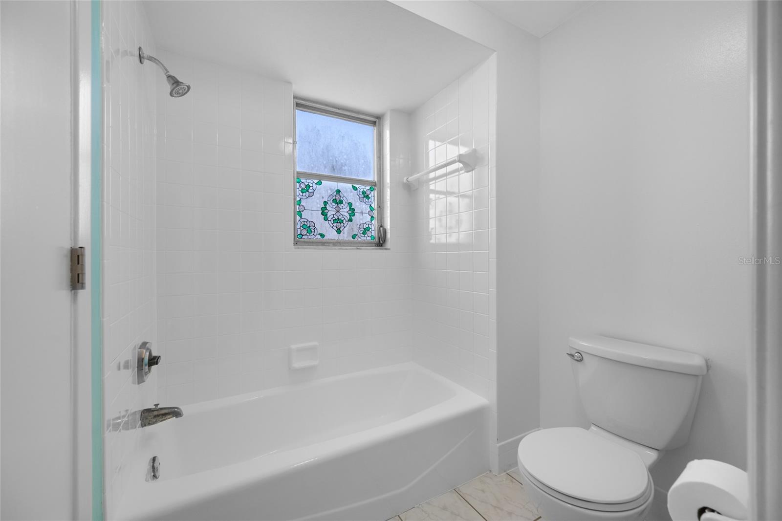 JASMINE LAKES - Residential