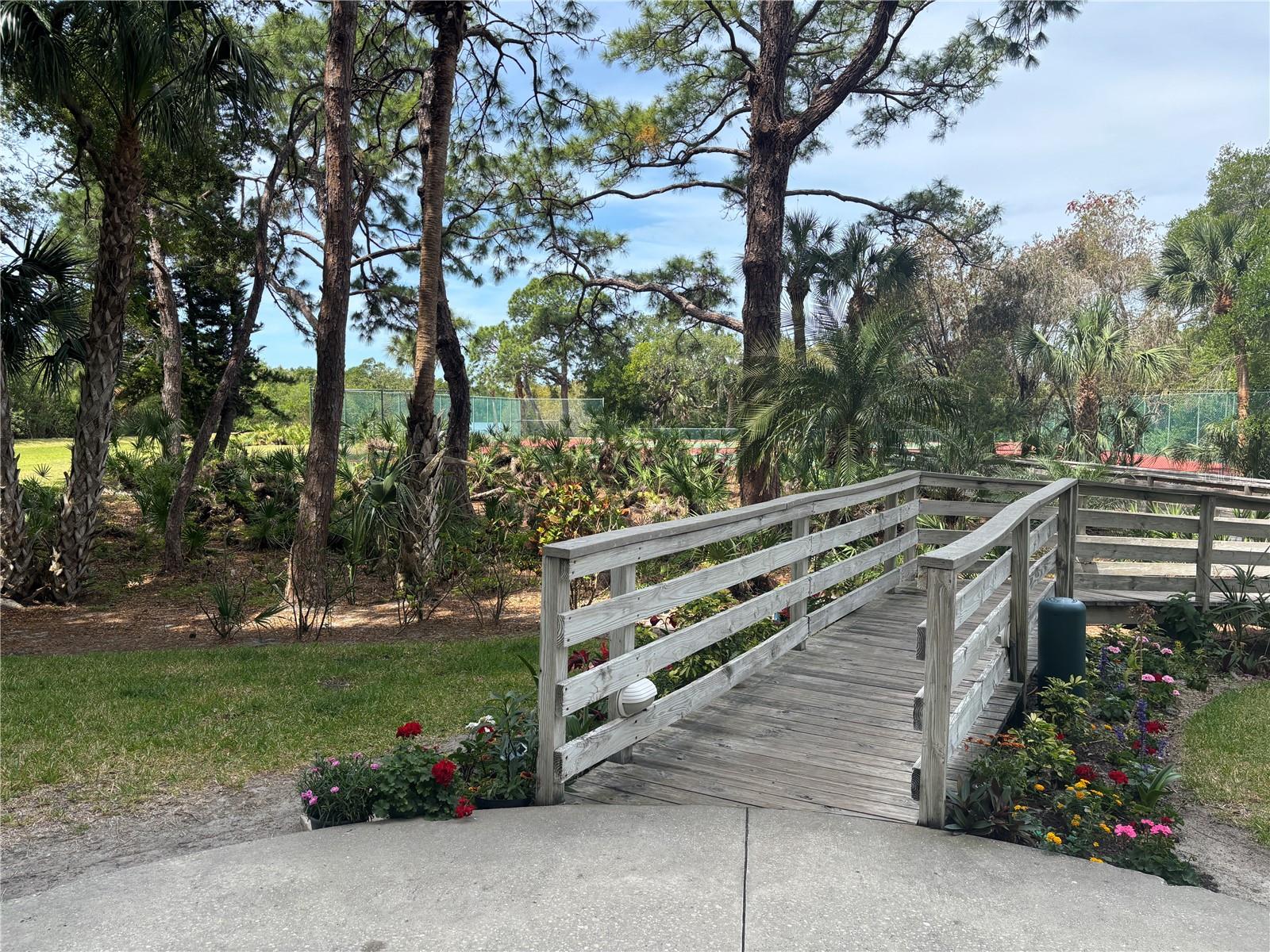 ISLAND VIEW SOUTH CONDO - Residential