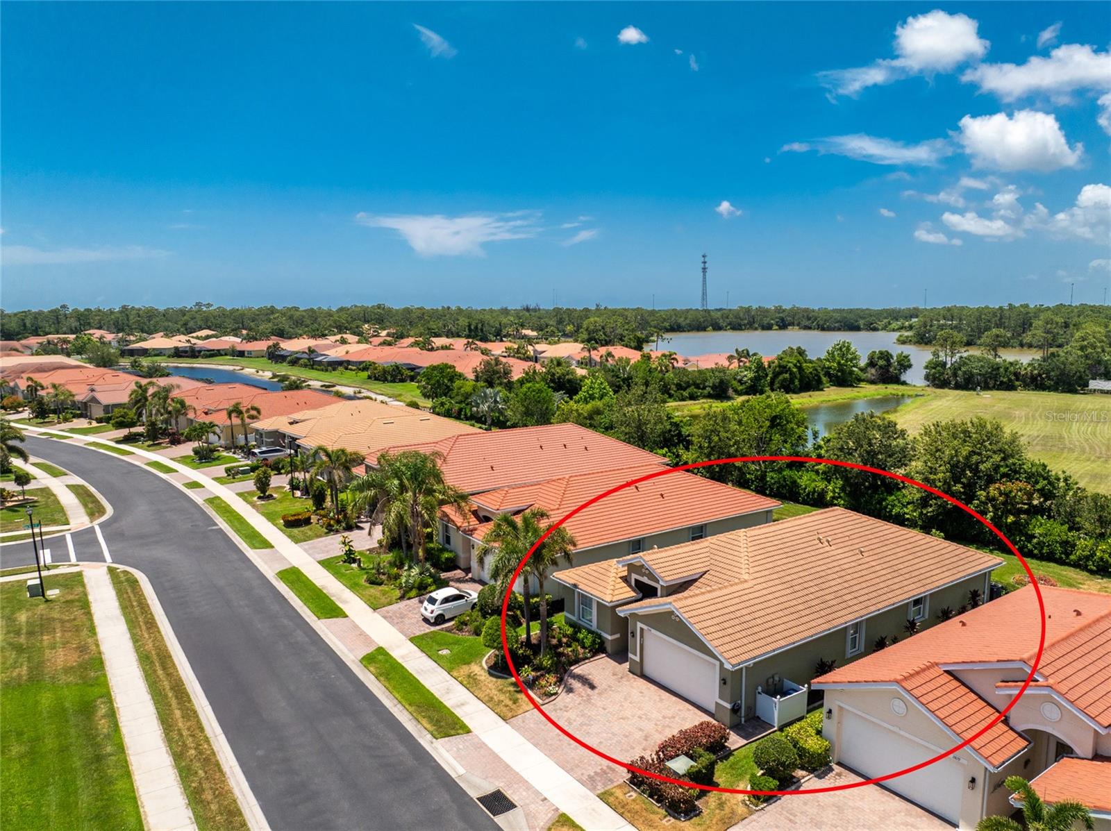 CARIBBEAN VILLAGE - Residential