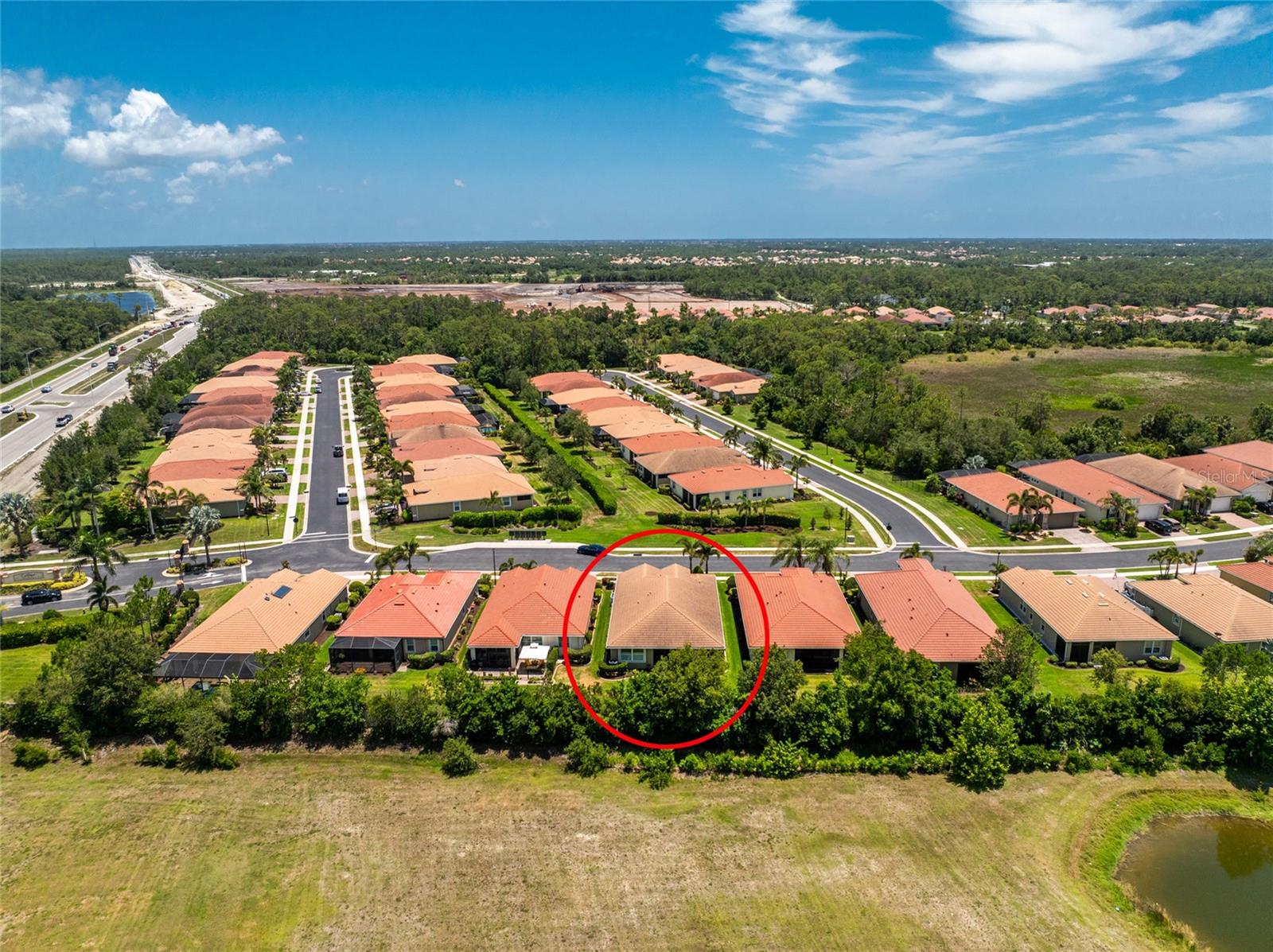 CARIBBEAN VILLAGE - Residential