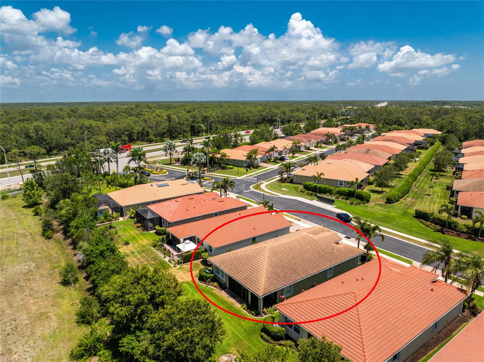 CARIBBEAN VILLAGE - Residential