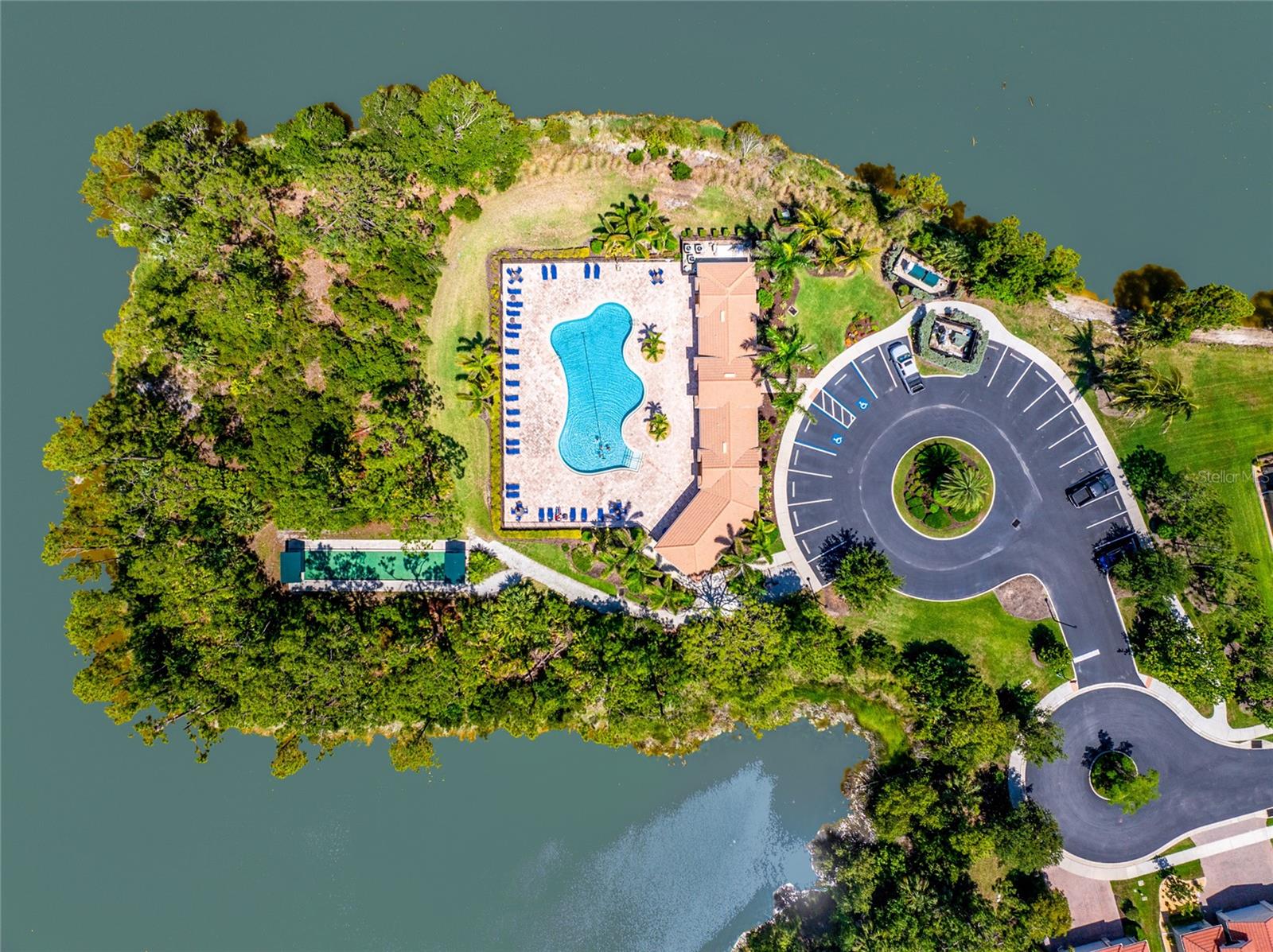 CARIBBEAN VILLAGE - Residential